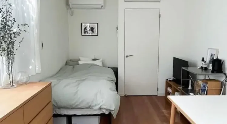 Renovasi kamar kos