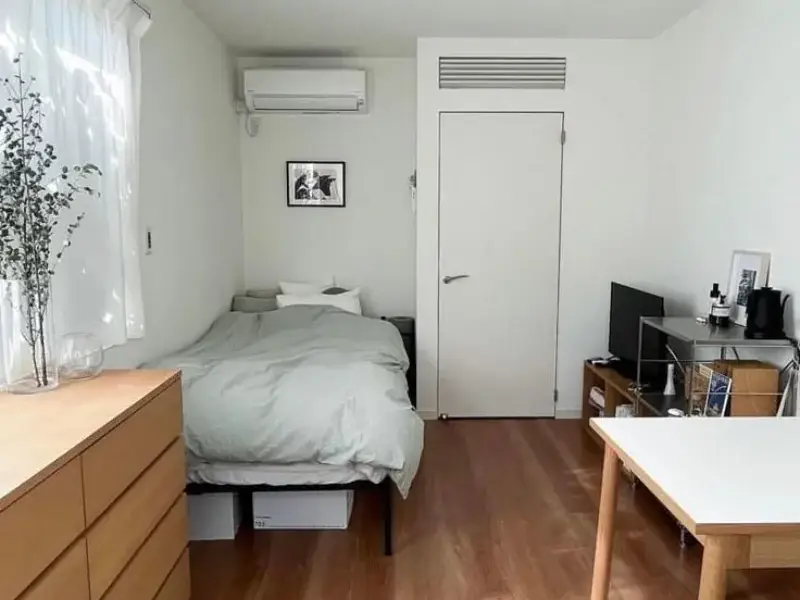 Renovasi kamar kos