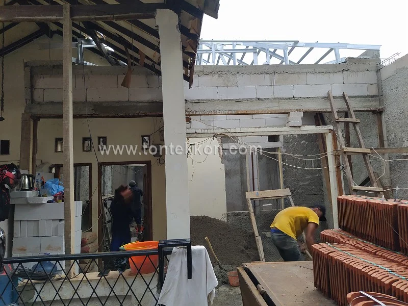 Renovasi rumah
