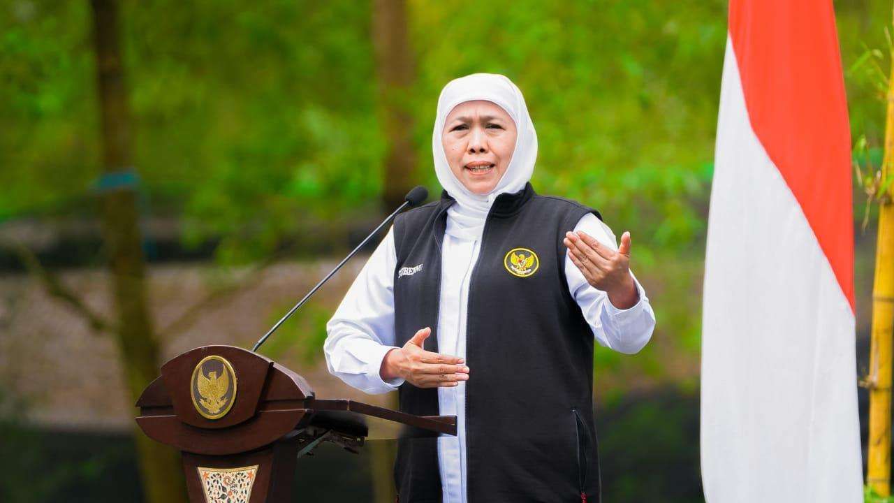 Gubernur Khofifah